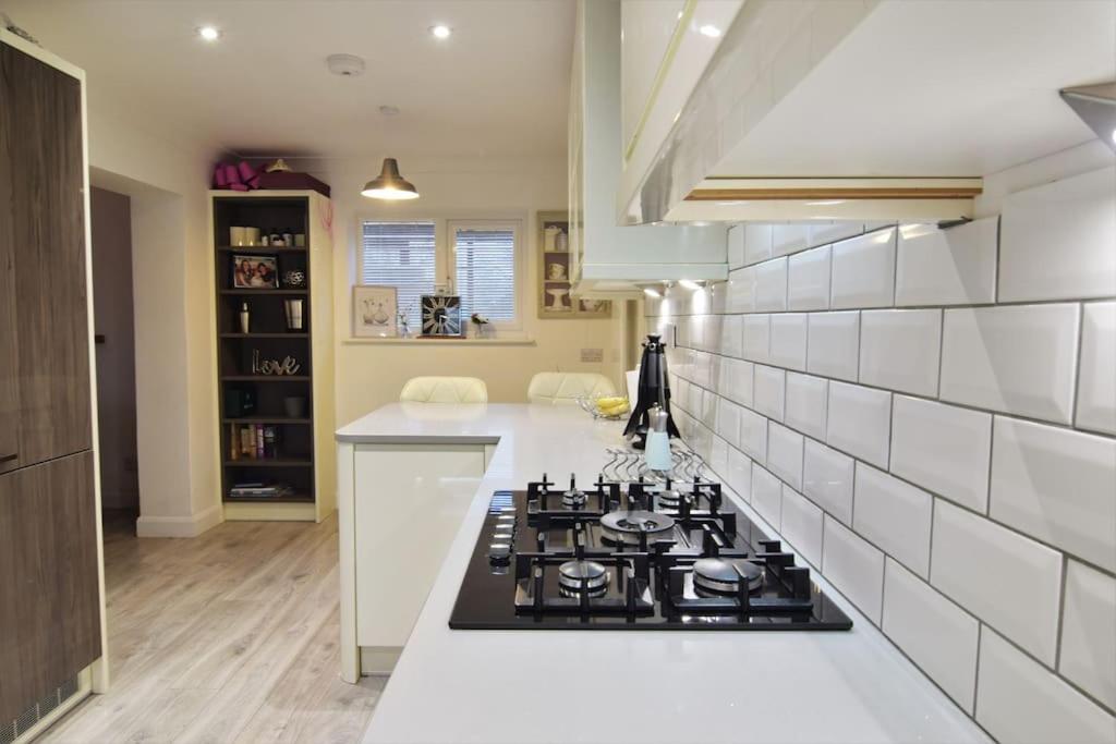 Mikes At Menai - Stylish & Spacious 3 Bed House In Menai Bridge. Luaran gambar